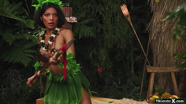 I stumbled upon a hot trans warrior babe