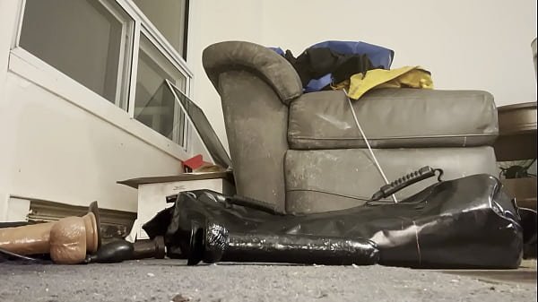 Sexy girl Stephanie James- juicy fat ass and big sphinx gets spread wide open and penetrated by some toys while I dream about hot boys fucking my pussy