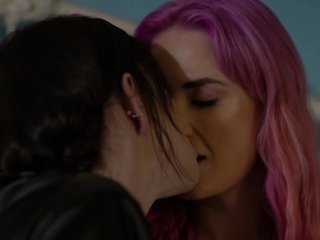 Sexy TS fucks the wet tight pussy of her hot stepsis pussy